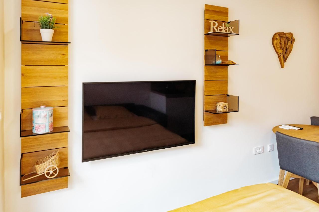Woody - Comfy Apartment In Siska Ljubljana Eksteriør bilde